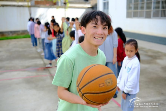 来自远山深处的力量7 - 中华支教与助学信息中心 - 8.png 来自远山深处的力量7 - 中华支教与助学信息中心 - 8.png