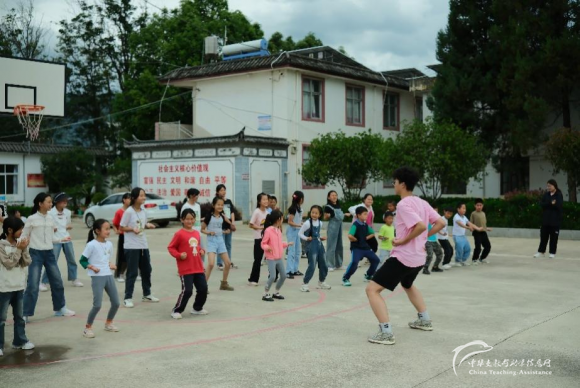 来自远山深处的力量6 - 中华支教与助学信息中心 - 7.png 来自远山深处的力量6 - 中华支教与助学信息中心 - 7.png